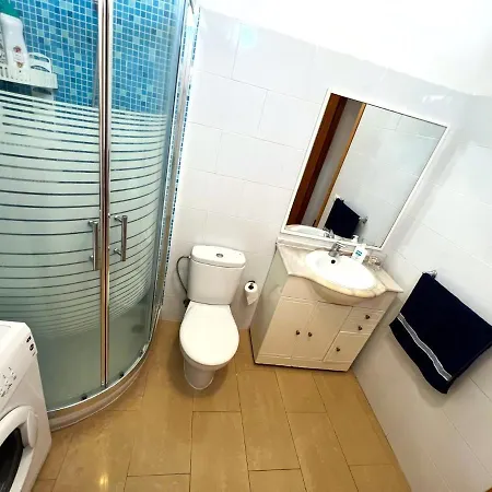 Alloggio in famiglia Alcamar Alquiler De Privadas Con Bano Compartido Y Areas Comunes