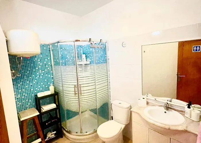 Alquiler De Privadas Con Bano Compartido Y Areas Comunes