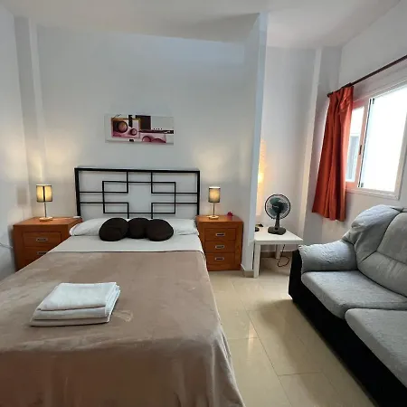 Alquiler De Privadas Con Bano Compartido Y Areas Comunes