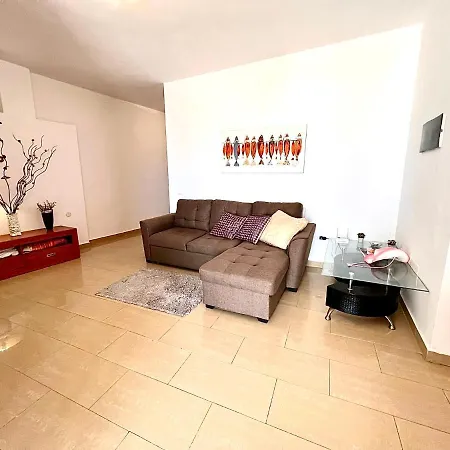En El Sur De Tenerife Frente Al Mar! Habitación en casa particular *